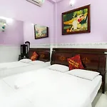 Spot On 905 Nguyet Duc Hotel